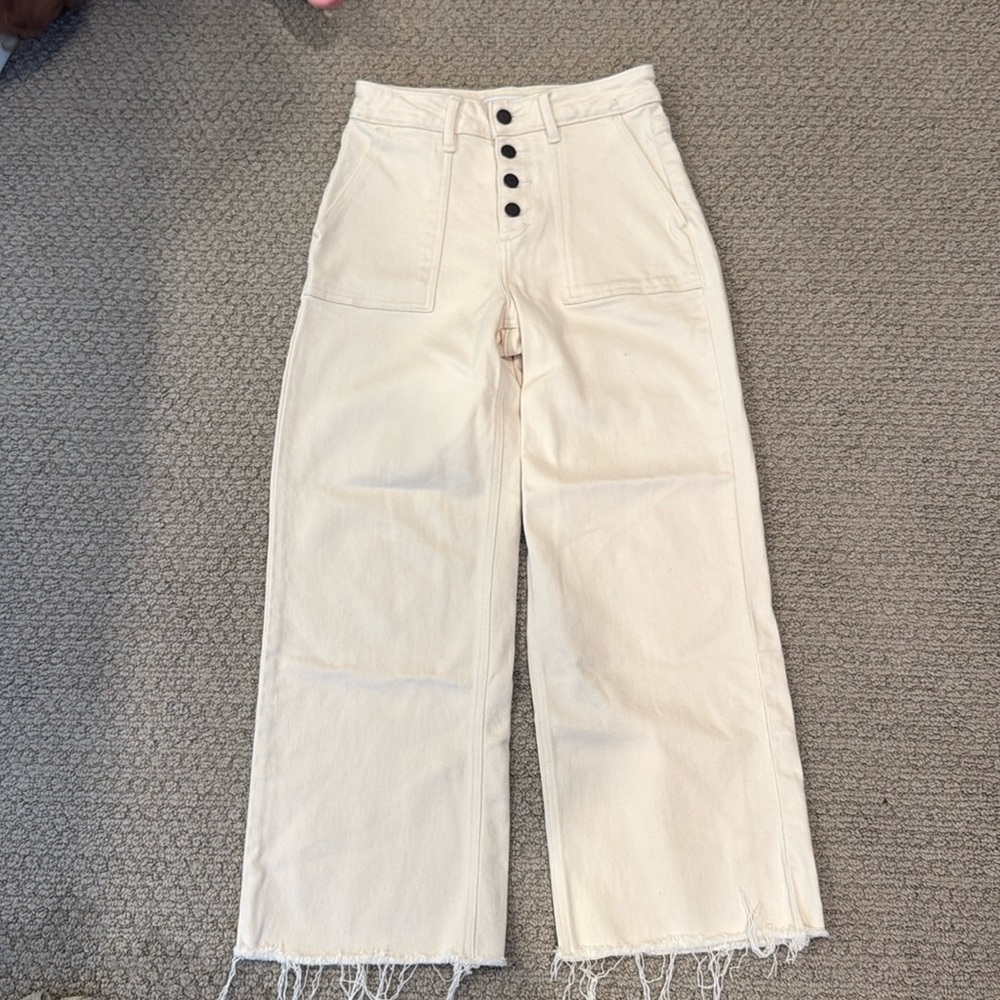 Carly Jean Los Angeles Hendrix Jeans in Sea Salt. Size 3